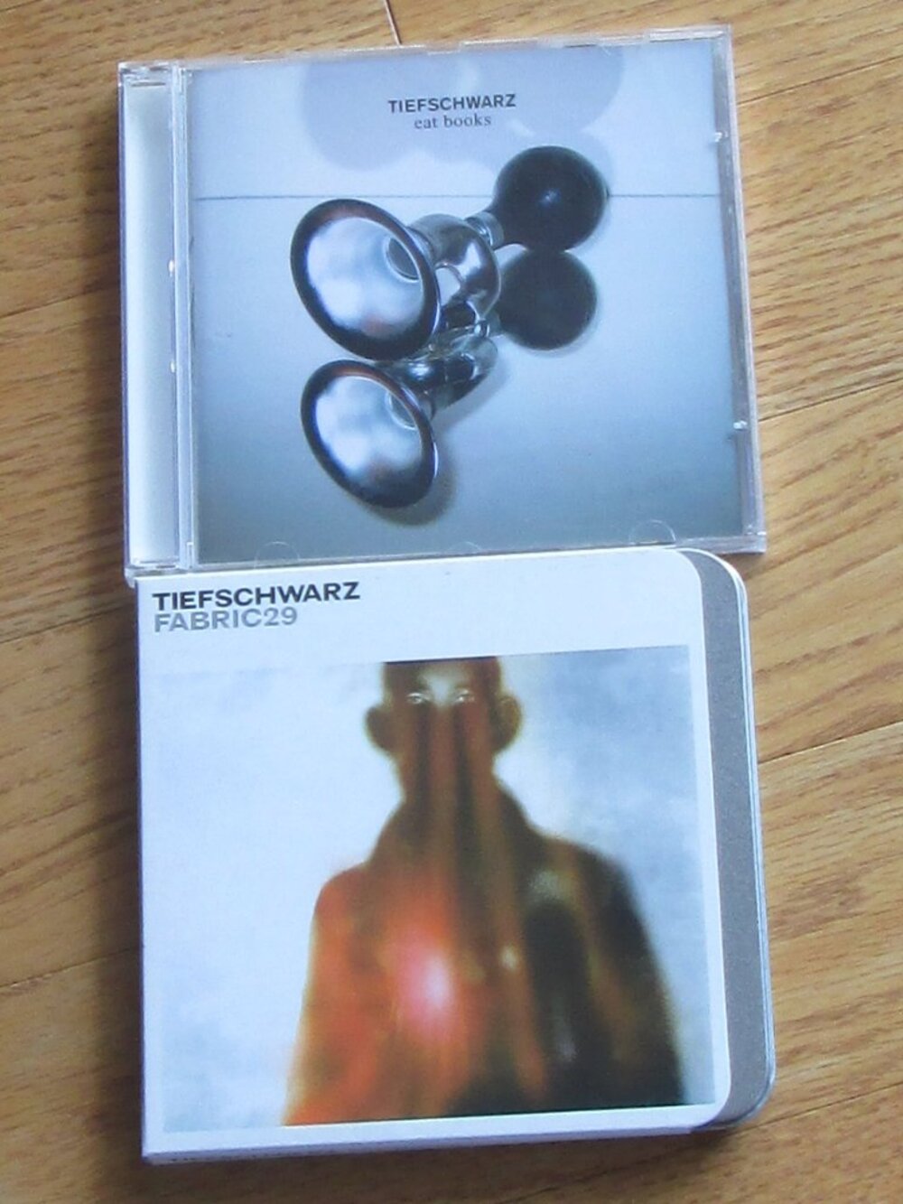 Eat Books & Fabric 29 by Tiefschwarz - 2 cds